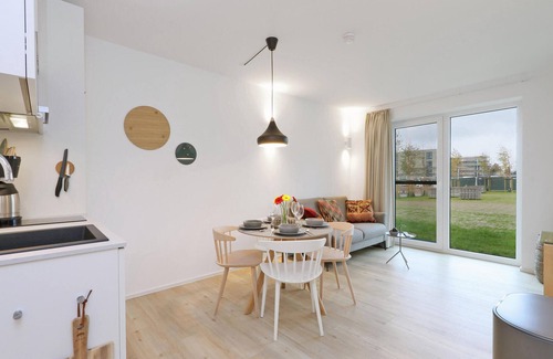 Lembruch Apartment | Beach front apartment