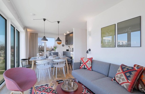 Lembruch Apartment | Beach front apartment