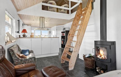 Hvidbjerg Strand House | Beach Front Home In Børkop With Wifi