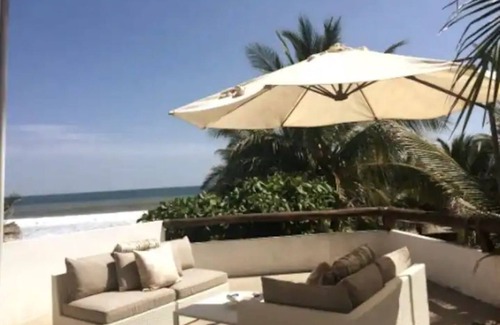 Playa San Diego House | "Beach Front House with Pool"