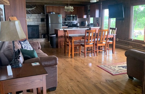 Land O Lakes Cabin | BEACH FRONT ON THE SHORE OF HIGH LAKE