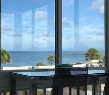 Venice Apartment | Beach Front San Marco 2 bedroom condo Venice Florida