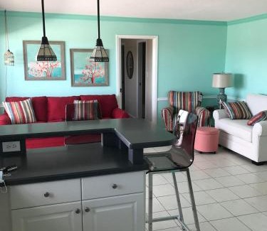 Venice Apartment | Beach Front San Marco 2 bedroom condo Venice Florida