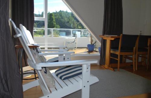 Kaiteriteri House | Beach Front Studio, Palms - Tapu Bay Studio