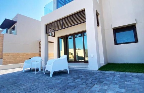 As Sifah Apartment | Beach Front TownHouse Deux