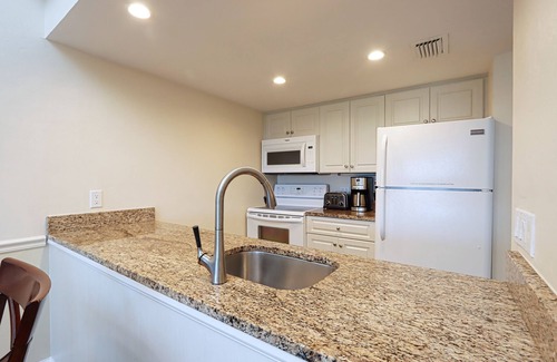 Captiva Condo | Beach Front, Two Bedroom Condo with Loft! South Seas Beach Villa 2237
