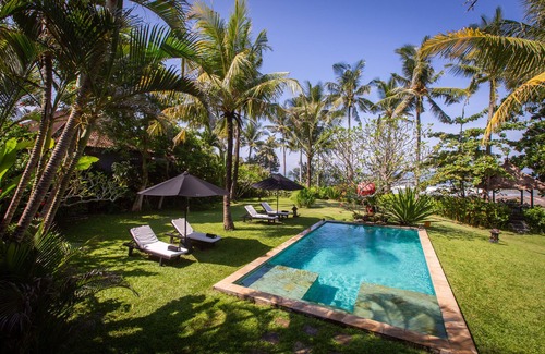 Munggu Villa | Beach front villa w/3BEDR, large garden 2000m2, sea view in Seseh, Canggu