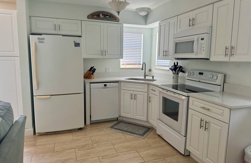 Floridana Beach Apartment | Beach front with pool ! Great reviews . Very Quiet area !