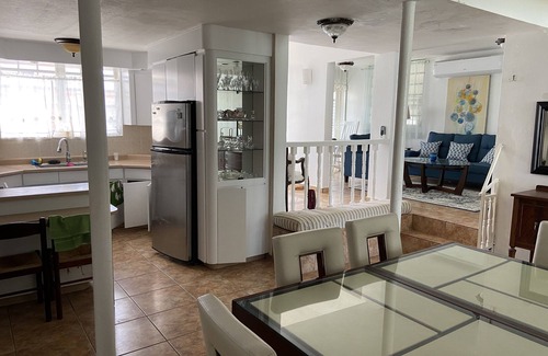 Rio Abajo House | Beach Getaway