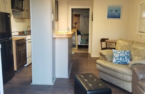 Port Mansfield Apartment | Beach getaway walking distance to watèr