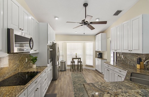 Sebastian Highlands House | Beach Getaway with Private Heated Pool and Two King Beds