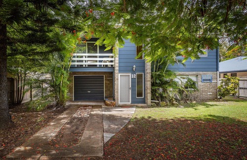 Toogoom House | Beach Hound (pets welcome)