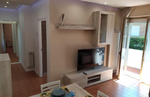 Marina di Massa Apartment | Beach House, 300 m dal mare, Marina di Massa