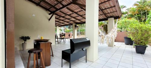 Barra da Lagoa House | Beach House 800m from Paradise!