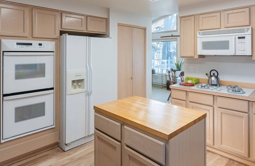 Bellingham House | Beach house at Lummi bay