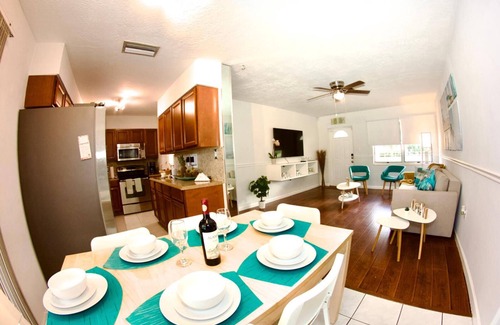 South Bradenton House | Beach house Dog Friendly Pool AMI- IMG 10 guest