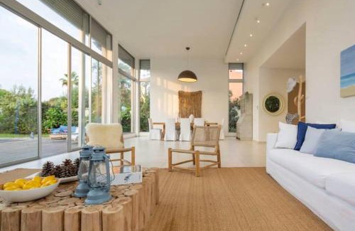 Herzliya Pituach Villa | Beach House Galei