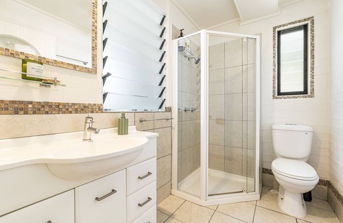 Angourie House | Beach House in Angourie