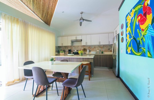 Jaco House | Beach house - king bed - 3 br - Ciudad del Mar