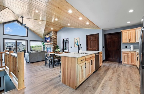 New Lisbon House | Beach House on Lake w/Game Room, WI Dells 30 min