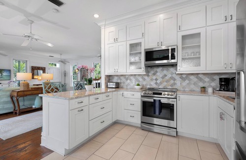 Bahama Village House | BEACH HOUSE ~ Stunning 4B/4Ba Home with Private Pool in Truman Annex!