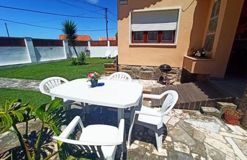 Magoito House | Beach house with garden