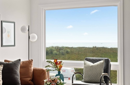 Outer Sunset House | Beach House with ocean and sunset views + 3 mins to sand and surf