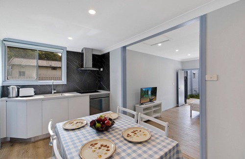 The Entrance Apartment | Beach Nest on Coral
