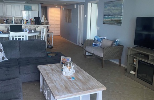 Hudson Beach Estates Condo | BEACH OASIS! Breathtaking views of the gulf & sunset! Enjoy the private beach
