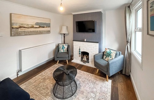 Margate Cottage | Beach Oasis Cottage - UK48530