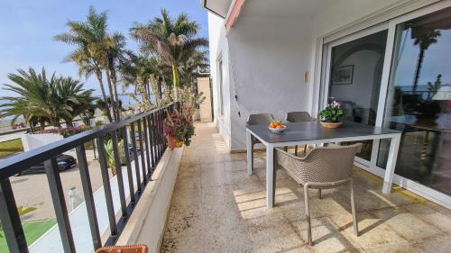 Caleta de Velez Apartment | Beach panorama Caleta