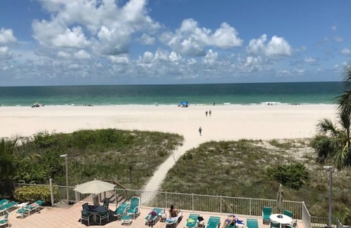 Sand Key Condo | BEACH PARADISE FOUND