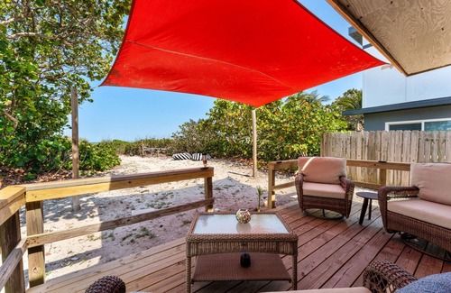Tropic House | Beach Paradise. Spacious, rustic, charming, original Florida style beach house.