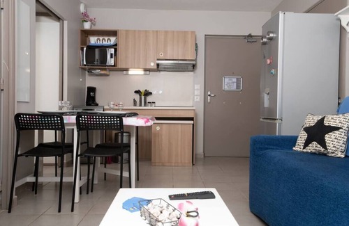 Les Bormettes Apartment | Beach Pool Steam room Tennis