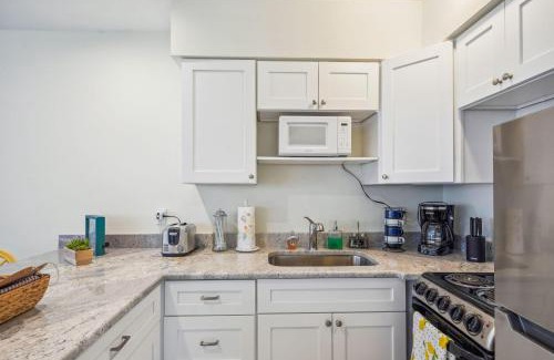 Gulfport Apartment | Beach Quarters #4