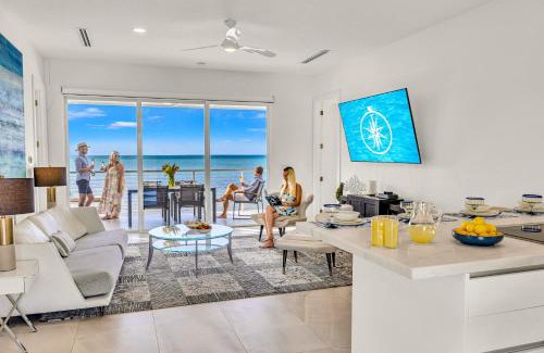Islamorada House | Beach Residence Private overwater dock Heated Pool Mahi Key