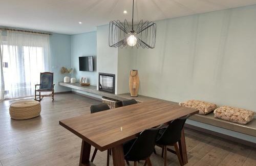 Torres Vedras Apartment | Beach Retreat