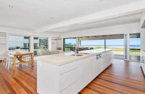 Pottsville House | Beach Shack Pottsville by Kingscliff Accommodation