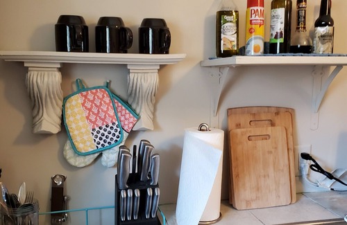 Milford Apartment | Beach side rental booking 2025 : Sea Drift Cottage August Availability