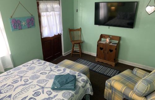 Cottage Line Apartment | Beach Side Studio #1 apts