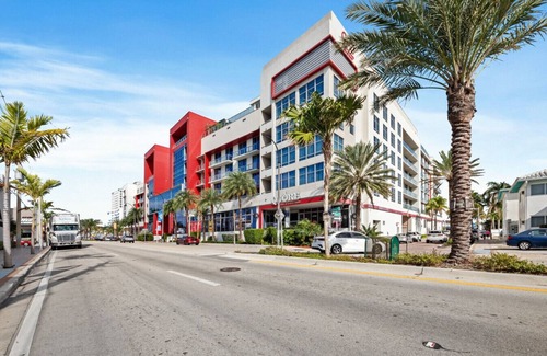 Hollywood Lakes Condo | Beach Studio/2 min walk to beach Costa Hollywood