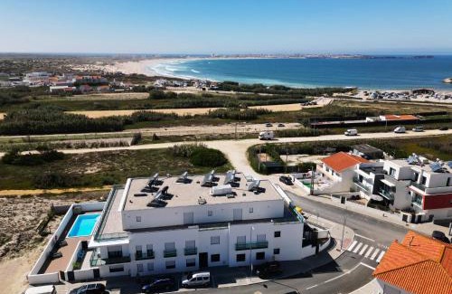 Baleal Apartment | Beach & Surf Lovers Apartment with AC - Baleal
