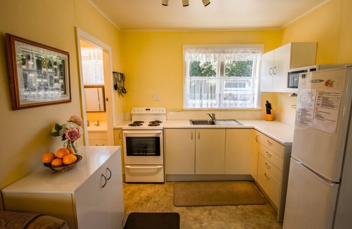 Tata Beach Cottage | Beach Tata - Golden Bay Bach (Tata Beach)