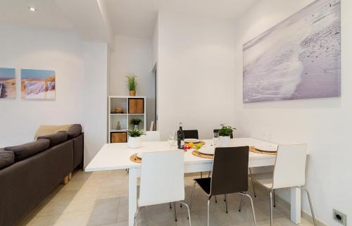Vilassar de Mar Apartment | Beach Town House