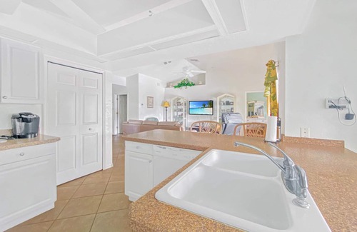 Rotonda Lakes Villa | Beach Town Villa, full refund*, pool heat, pets ok