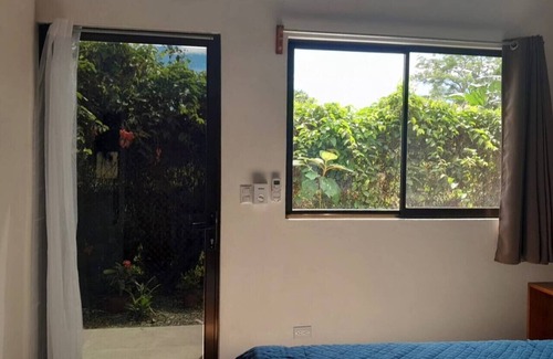 Central Pacific Coast House | Beach Townhouse A/C Jaguar (Kitchenette +)