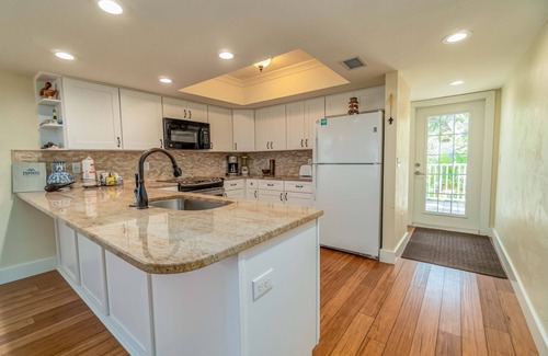 Palm Island Villa | Beach Two Bedroom Villa by RedAwning