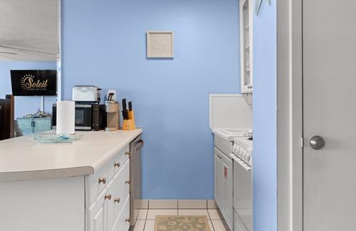 Panama City Beach Condo | Beach View | Renovated | Cozy | FLPCB89