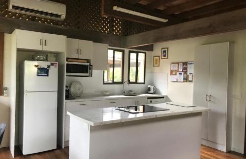 Wongaling Beach Apartment | Beach-Villa 4