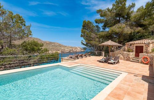 Cala Carbo Villa | Beach Villa Cala Carbo by Sealand Villas